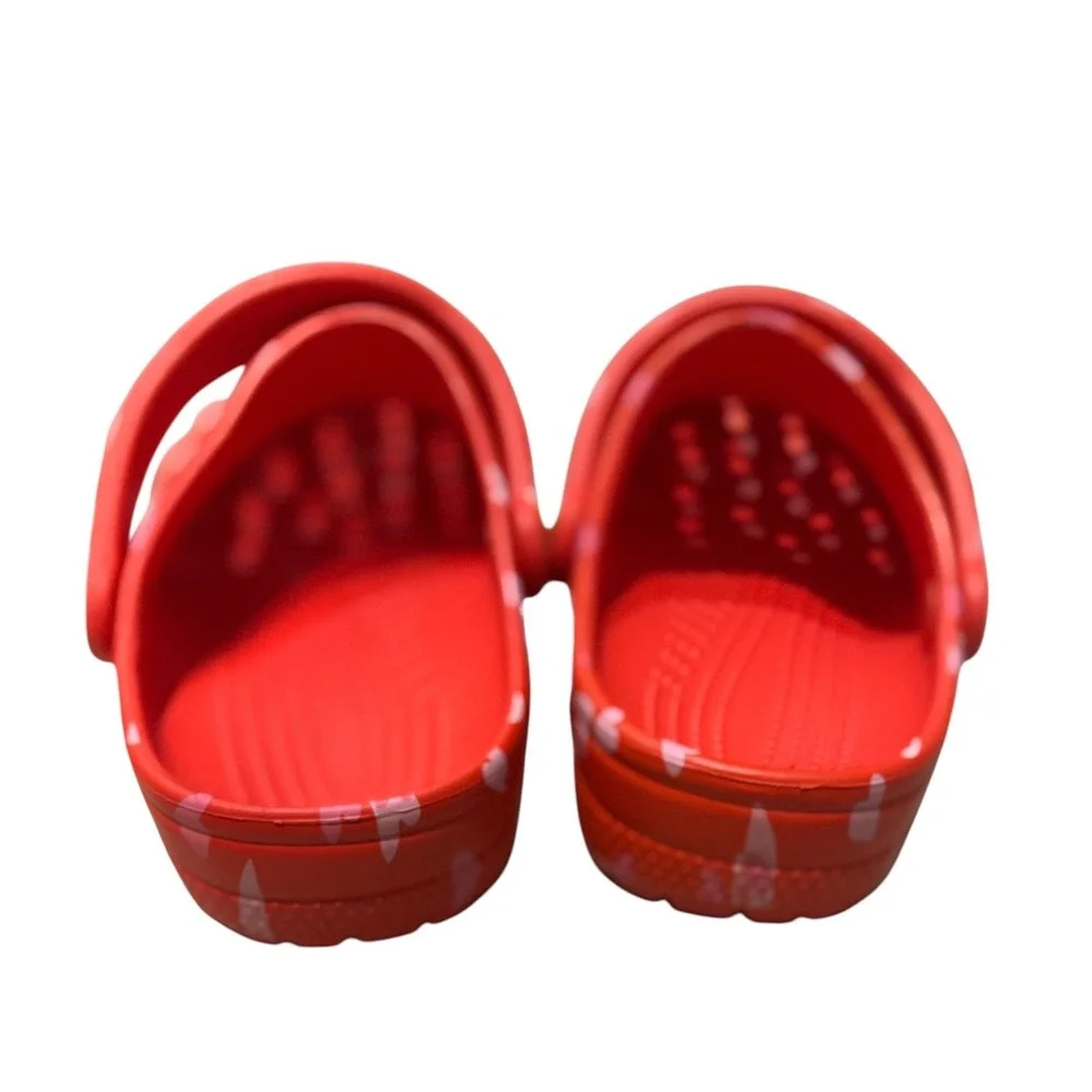 Crocs Classic Valentines Day Kids J5/ Women's 7 Cherry Red Hearts Butterflies